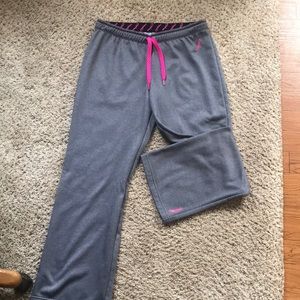 Reebok sweatpants outfit
